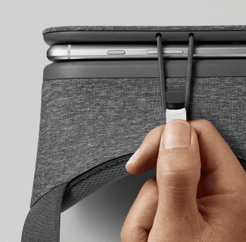 Google Daydream View VR Headset Smartphone Connection