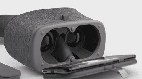 Google Daydream View VR Headset Smartphone Usage