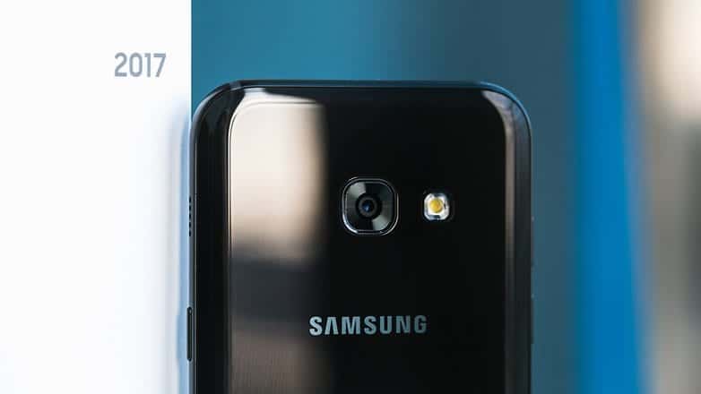 Samsung Galaxy A3 (2017) rear camera