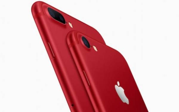 Red iPhone 7 and iPhone 7 Plus