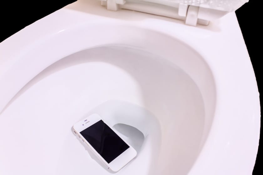 smartphone drops in water
