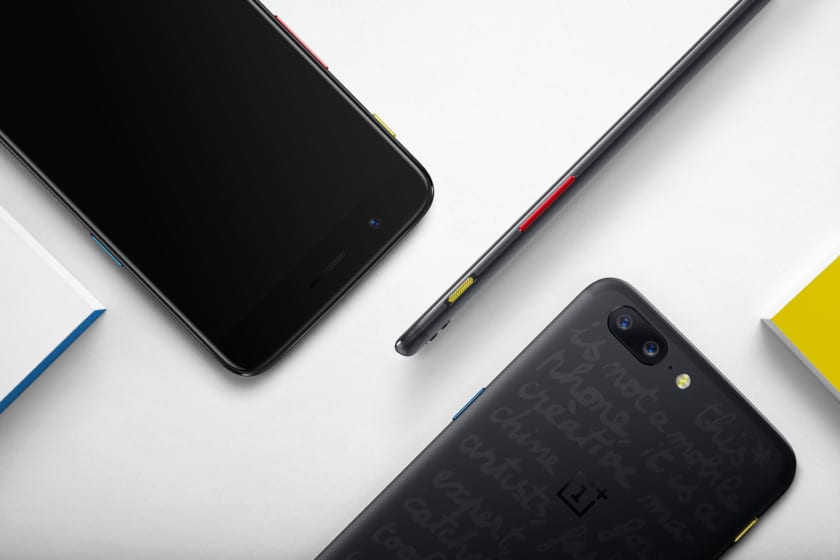 The OnePlus 5 JCC limited edition and the retail box it will come in