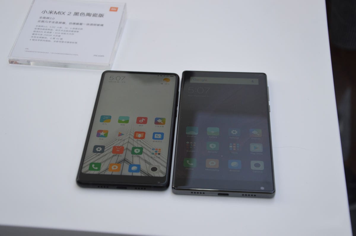 Xiaomi Mi MIX 2 vs Mi MIX 8