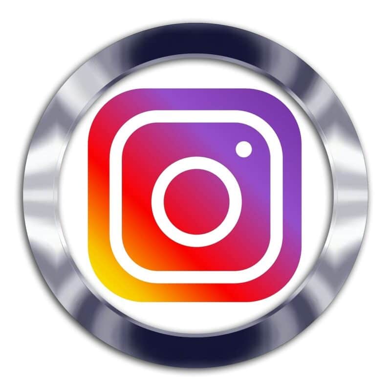 How to view photos stored on Instagram