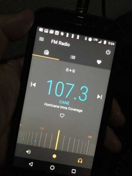 smartphone radio 1