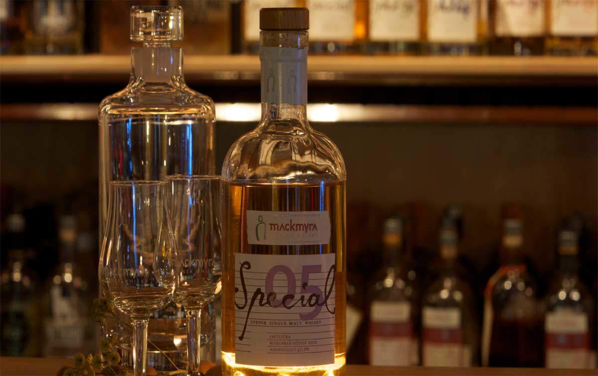 The Worlds First AI Created Whisky By Microsoft