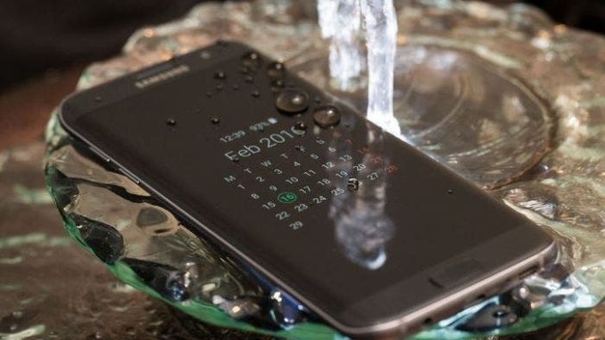 Samsung Galaxy S7 Edge Water Resistant