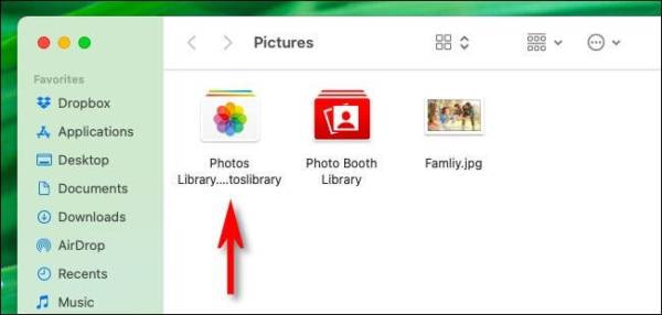 Photos Library Seen In Finder
