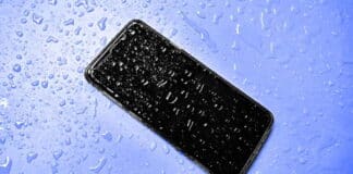 Smartphone Is Water Resistant