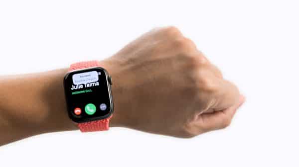 Apple Watch AssistiveTouch