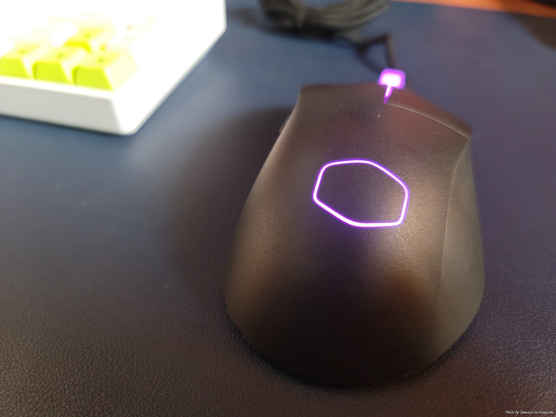 Cooler Master Mm730 Gaming Mouse 06